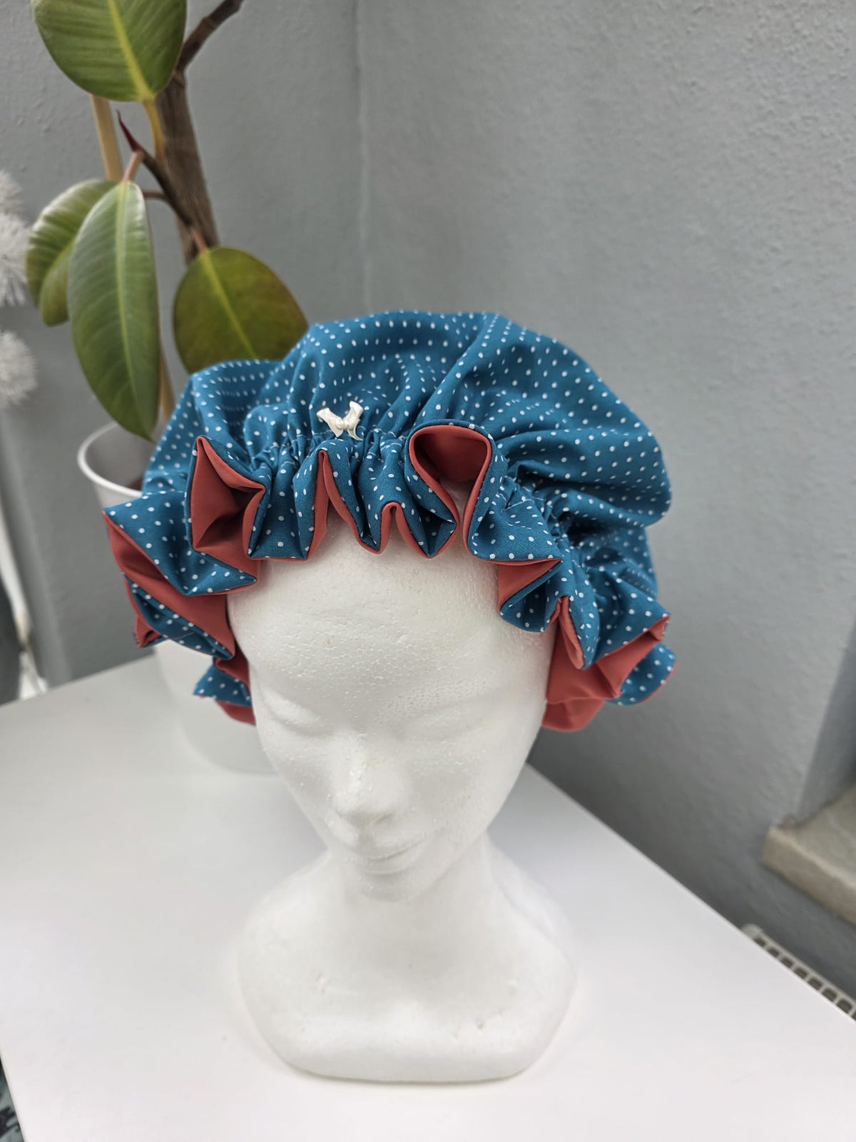 Bonnet Satin petrol aprico