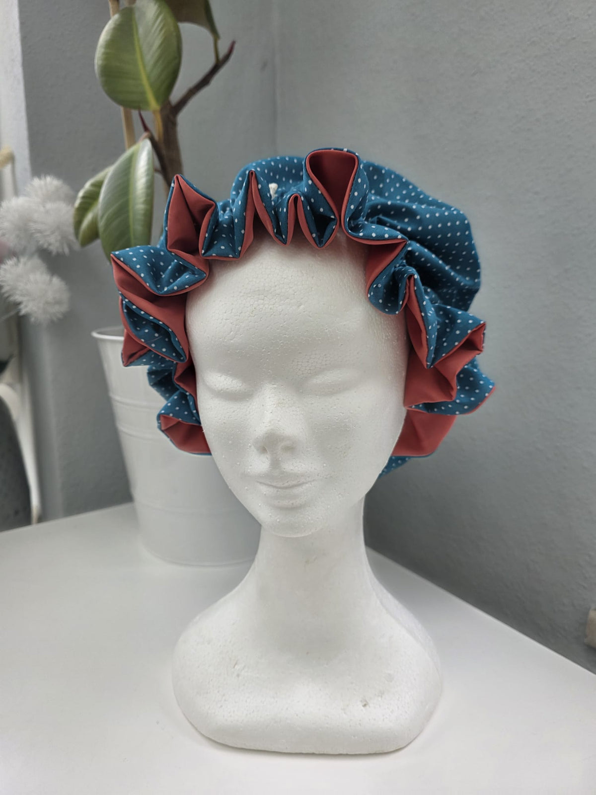 Bonnet Satin petrol aprico