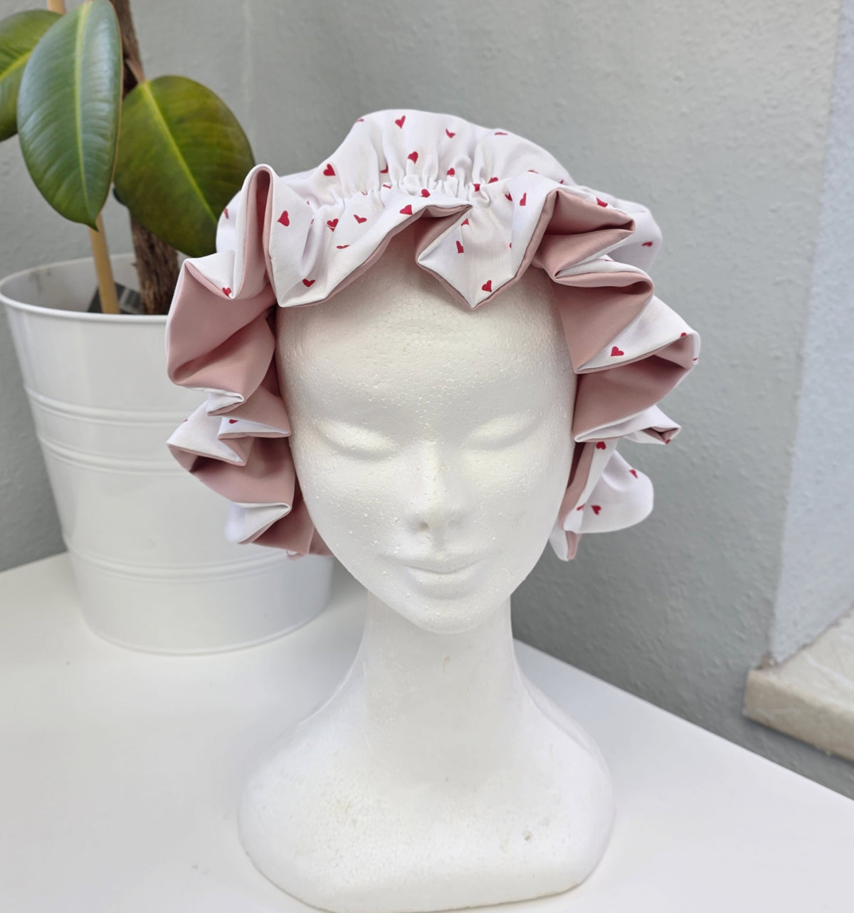 Bonnet Satin Herzen Herzchen