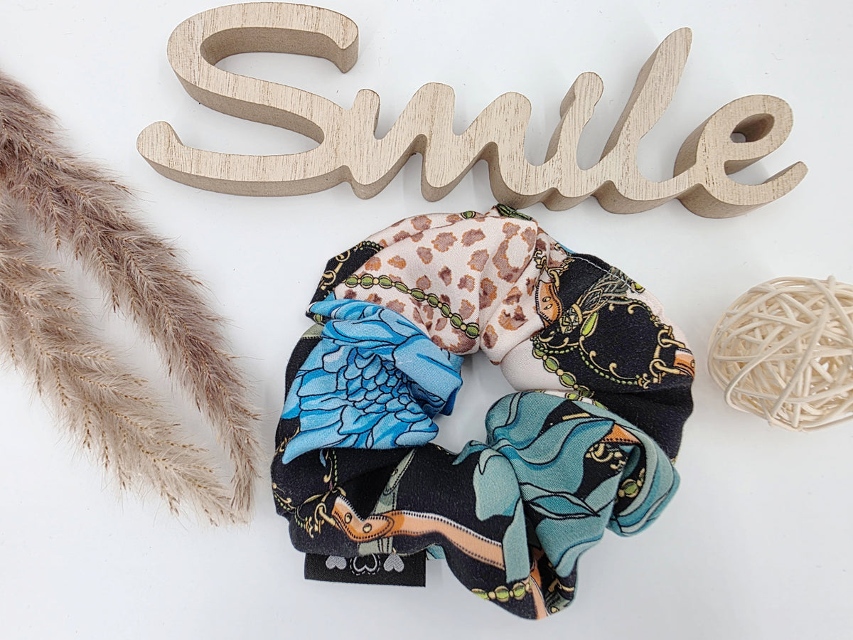 Handmade XL Scrunchie – Fashion Mix Türkis | Blumen, Leo & Schmuckmuster | Hair Accessoire