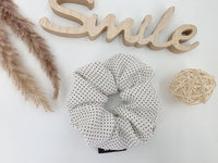 Handmade XL Scrunchie – Stylisches Haargummi im Dots weise punkte Design scrunchie heatless curls