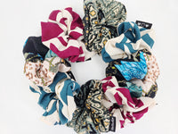 Scrunchie  Style – beige - rot Muster | Großes Stoff Haargummi | Handmade Unikat