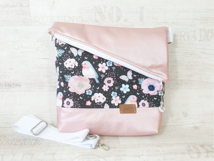 Handtasche // 11 Rotkehlchen schwarz von Atelier MiaMia