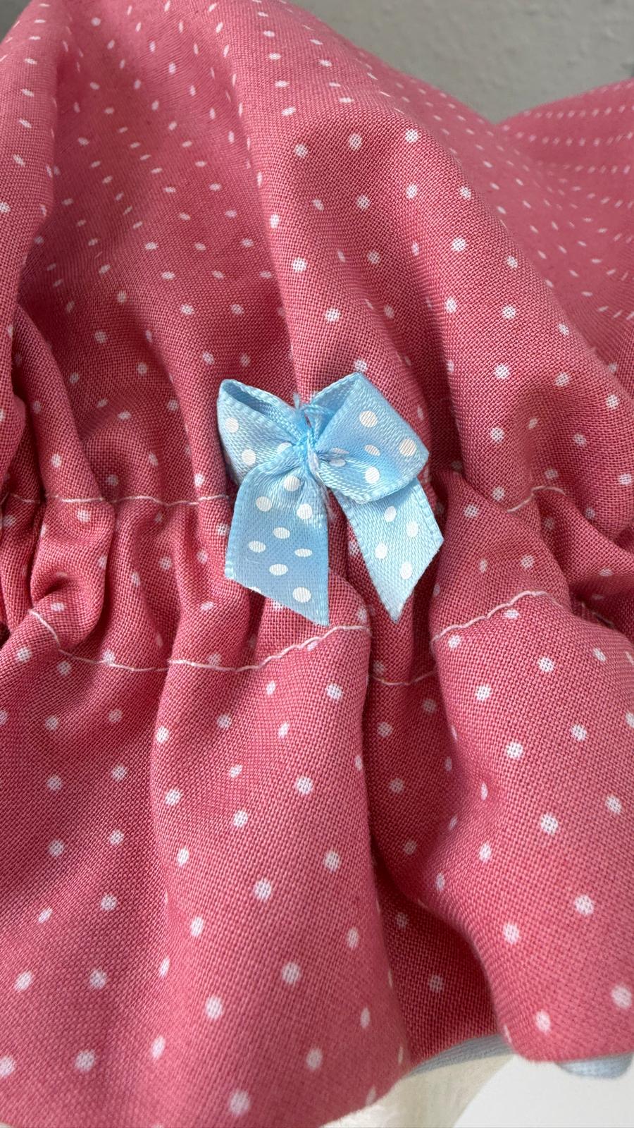 Bonnet Satin altrosa helblau